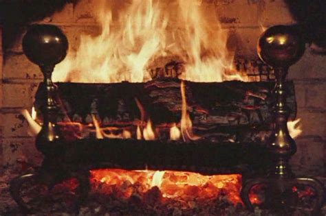 Creating a Meaningful Yule Log Ritual for Solitary Practitioners
